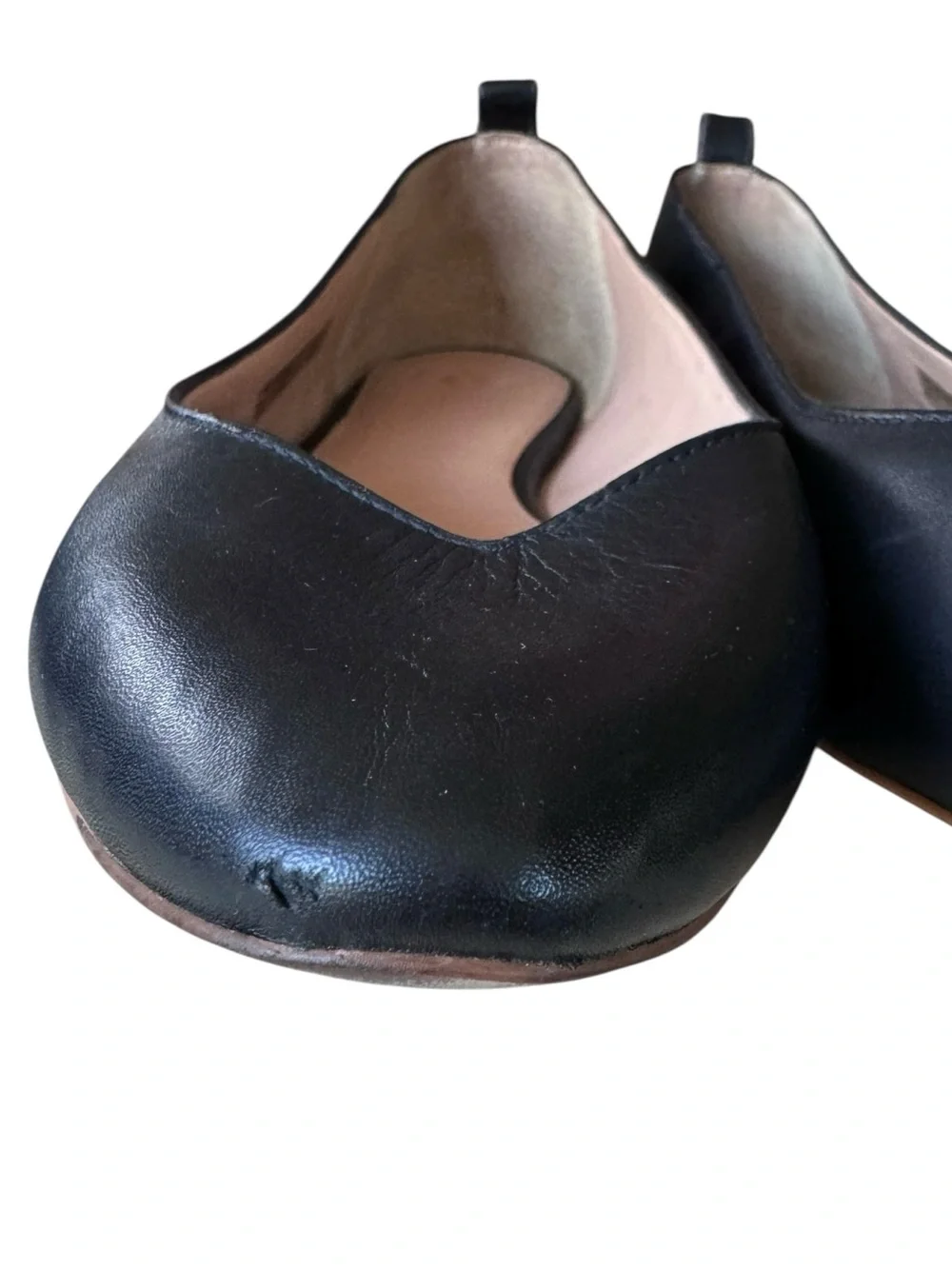 UGG Black Leather V-Neck Ballet Flats Women’s 9.5 EU 40.5
